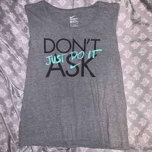 Nike T-Shirt